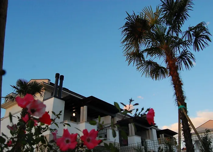 Apartamento Lovely Flat Wiht Enclosed Garden And Fireplace