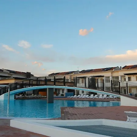 Lovely Flat In A Modern With Pool شقة بيبيوني